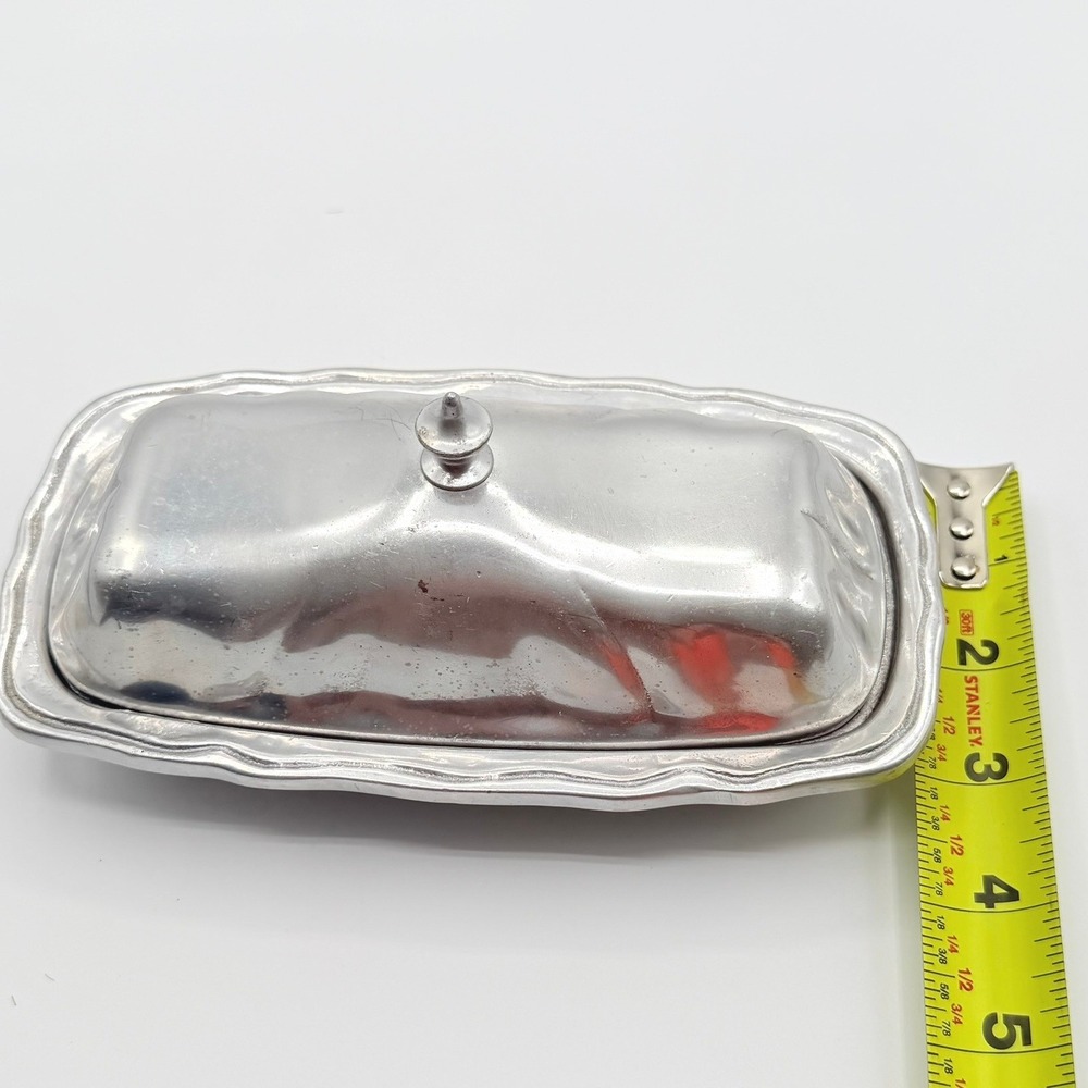 Wilton Armetale Butter Dish Silver RWP Cast Aluminum Scalloped Good Condition - Picture 8 of 10